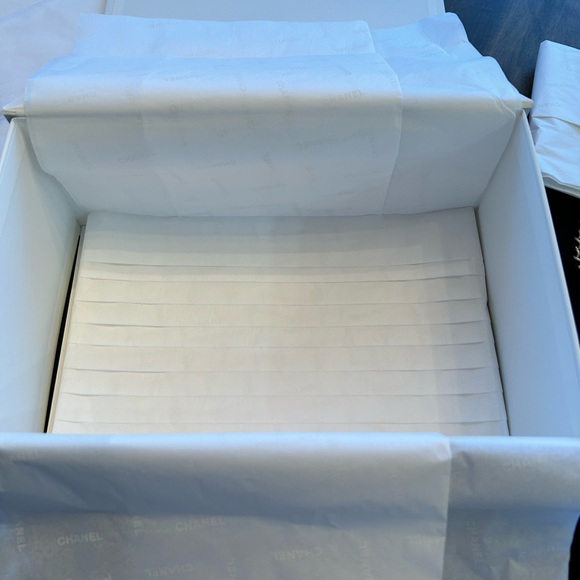 Authentic Chanel Bag - Picture 13 of 17